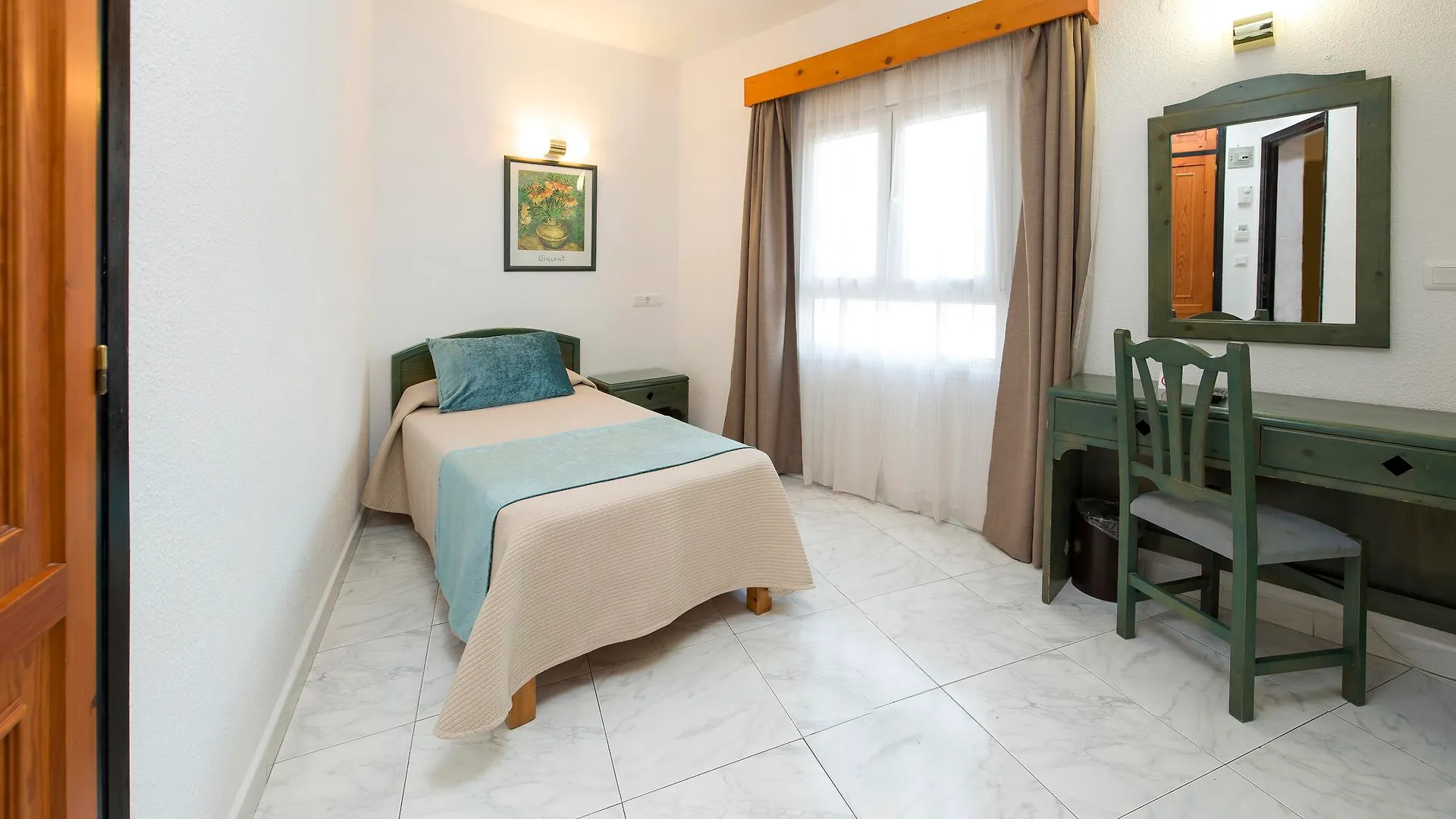 Hostal Mari Sant Antoni de Portmany 2*,  Hiszpania