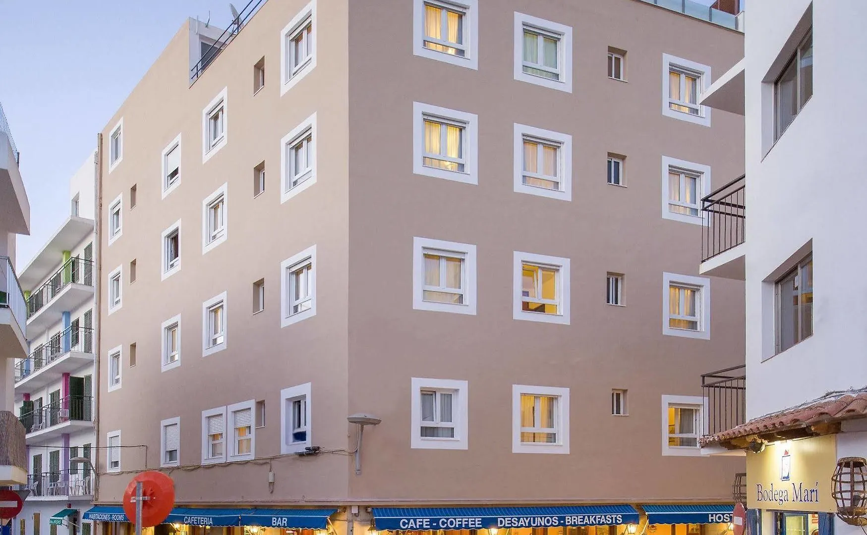 Hostal Mari Sant Antoni de Portmany Hotel