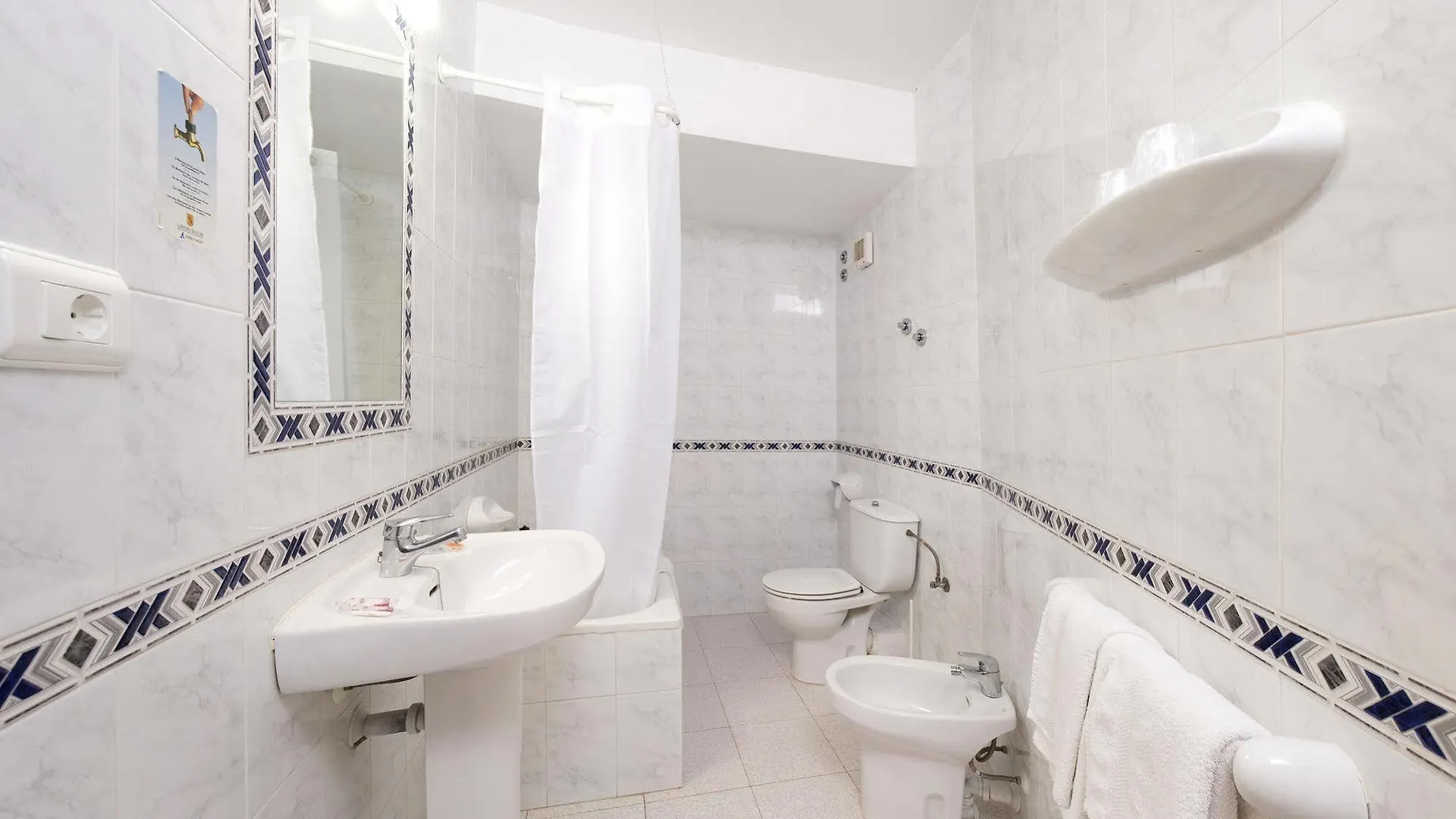 Hostal Mari Sant Antoni de Portmany Hotel