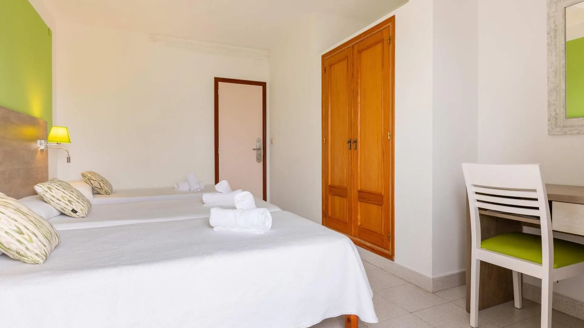 Hostal Mari San Antonio